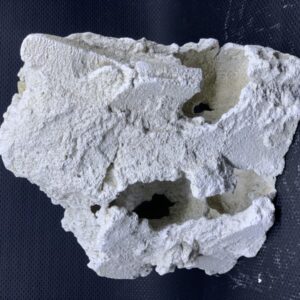 AQUAmix Dekorácia - kamen s dierami velkost    malý