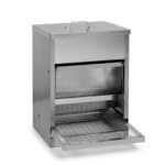 Nášľapné krmidĺo pre sliepky