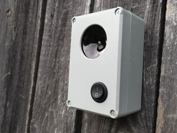 Vodotesný ultrazvukový plašič na kuny, myši a potkany DRAGON ULTRASONIC H6 – Obrázok 4