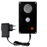 Vodotesný, ultrazvukový plašič kún, líšok a ďalšej zveri DRAGON ULTRASONIC AC900