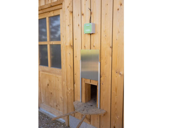 Dvierka k automatickému systému KERBL 70560 DOOR S, 22x33 cm – Obrázok 3