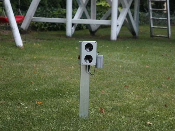 Vodotesný, ultrazvukový plašič na kuny, myši a potkany DRAGON ULTRASONIC CH200 - napájanie na batérie 4xAA – Obrázok 5