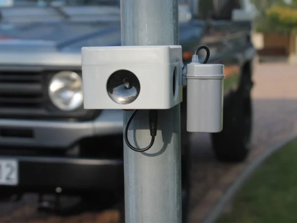 Priestorový, vodotesný, ultrazvukový plašič na kuny, myši a potkany DRAGON ULTRASONIC CH360 - napájanie na batérie 4xAA – Obrázok 6